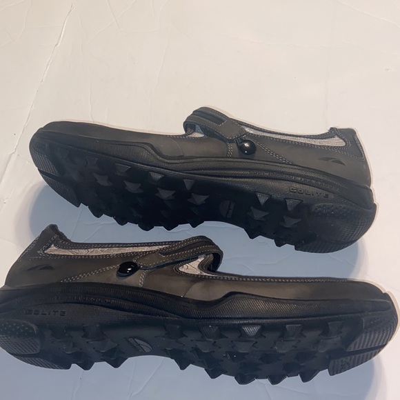 Go Lite olive green washable Mary Jane shoes size 9 - Picture 4 of 12